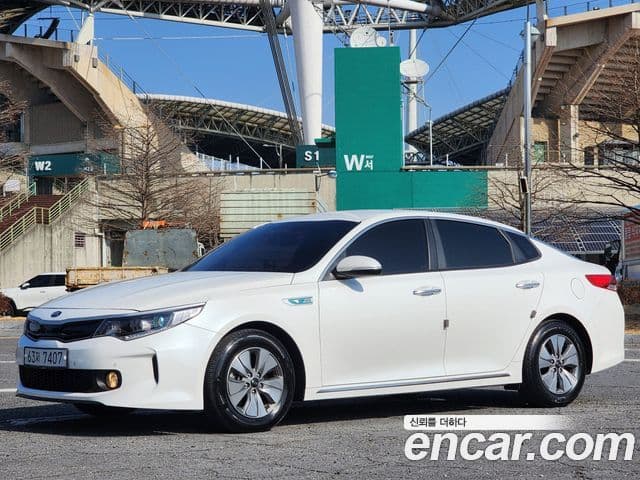 Kia K5 гибрид 2세대 Noblesse, 2018 3
