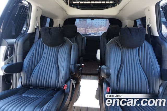 Kia The / новый New Carnival 4세대 бензин 9인승 High Limousine (компания по спецнадстройкам), 2025 10