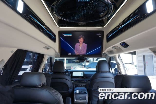 Kia The / новый New Carnival 4세대 бензин 9인승 High Limousine (компания по спецнадстройкам), 2025 13