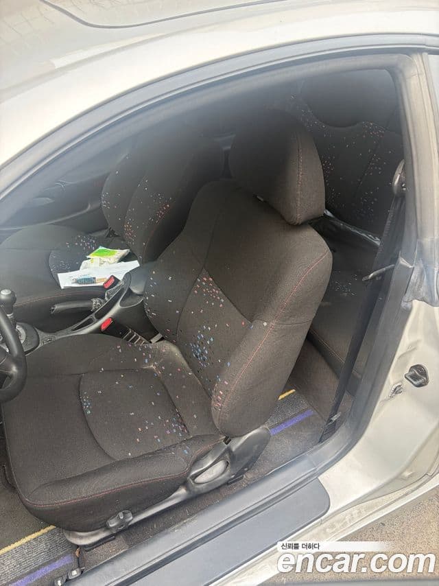 Hyundai 티뷰론 люксовая версия, 2000 7