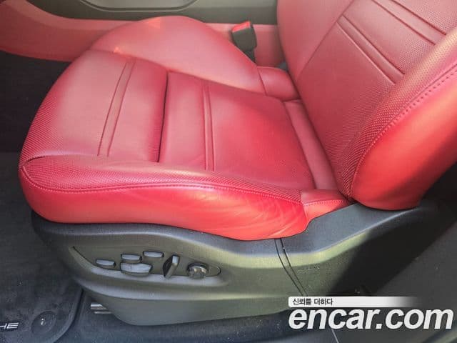 Porsche Cayenne (PO536) 3.0 купе Platinum Edition, 2023 11