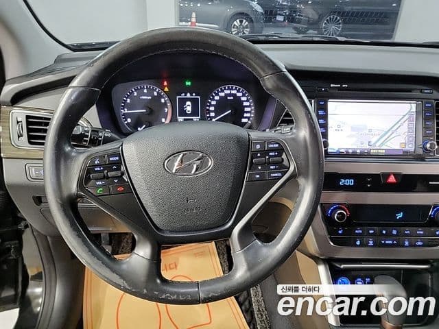 Hyundai LF Sonata 2.0 Smart, 2015 9