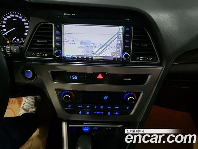Hyundai LF Sonata 2.0 Smart, 2015 18