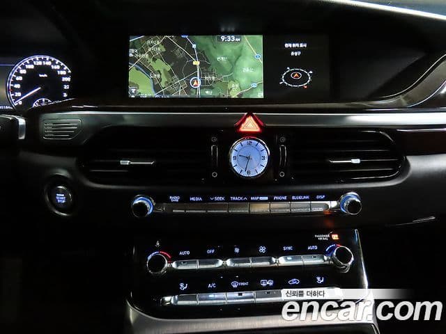 Genesis EQ900 Luxury, 2016 13