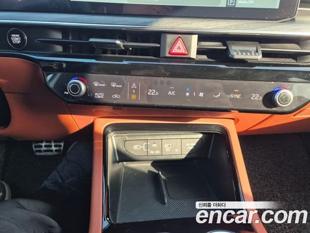 Kia The / новый New K5 3세대 Signature, 2024 17