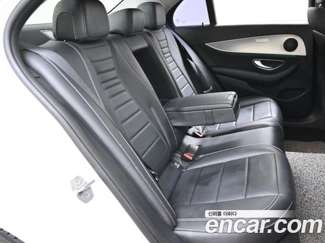 Mercedes-Benz E-класс W213 Avantgarde, 2017 12