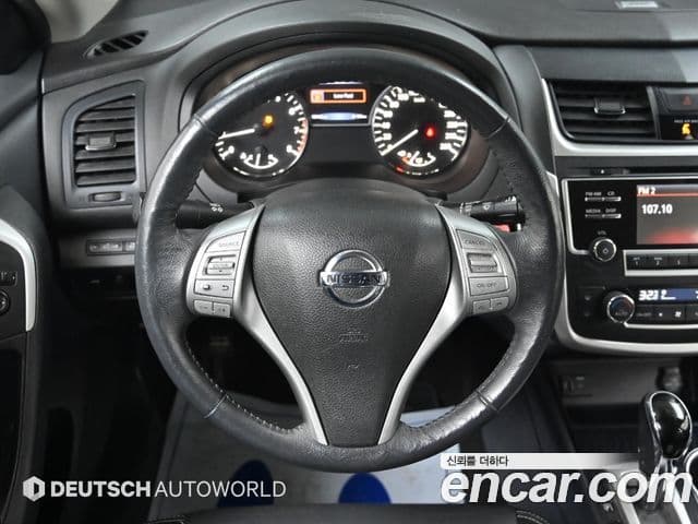 Nissan 알티마 L33, 2017 13
