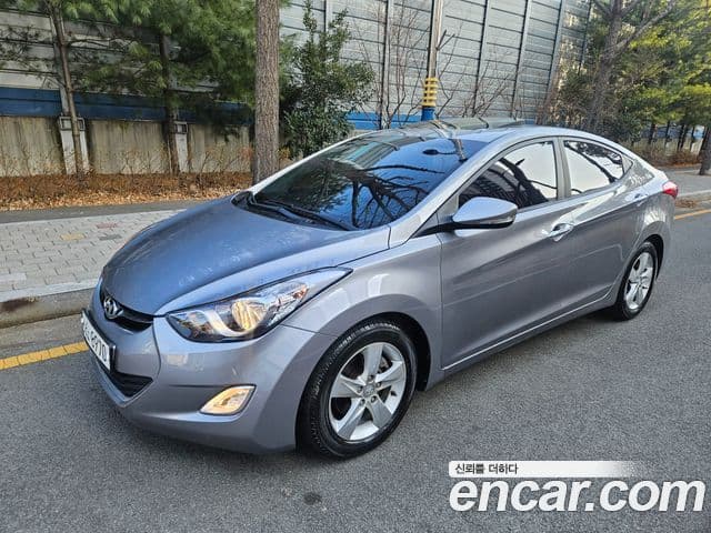 Hyundai Avante MD Premier, 2012 1