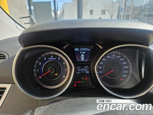 Hyundai Avante MD Premier, 2012 8