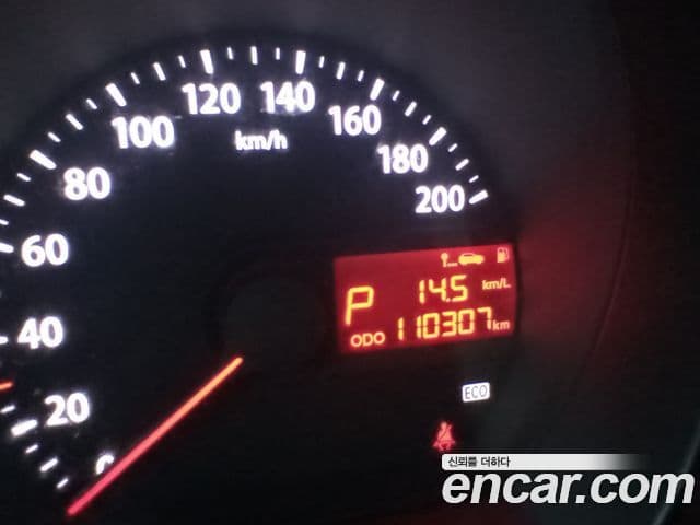 Kia All New Morning Luxury, 2012 4