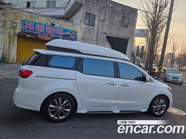 Kia All New Carnival Prestige, 2018 3