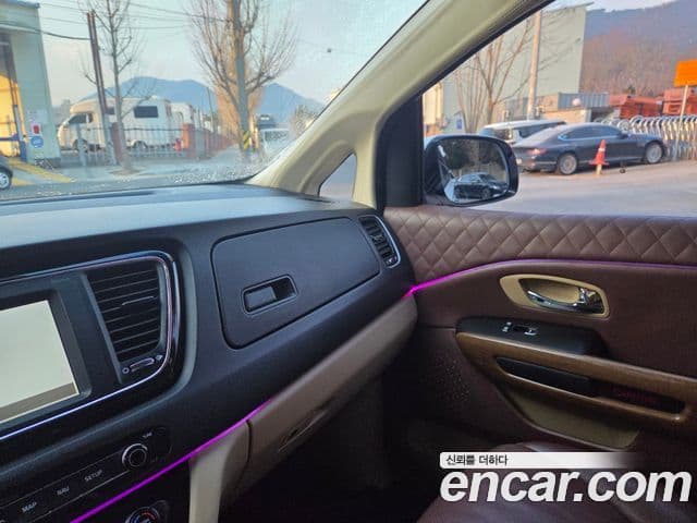 Kia All New Carnival Prestige, 2018 19