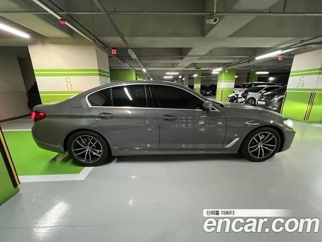 BMW 5시리즈 (G30) 520i M Sport, 2021 4