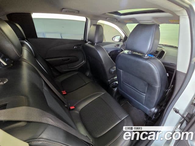 Chevrolet(GM대우) 아베오 хэтчбек топовая версия, 2012 12