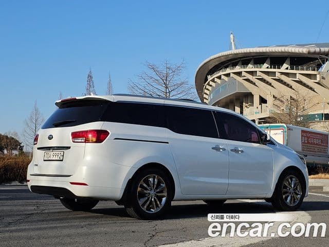Kia All New Carnival Noblesse, 2017 4