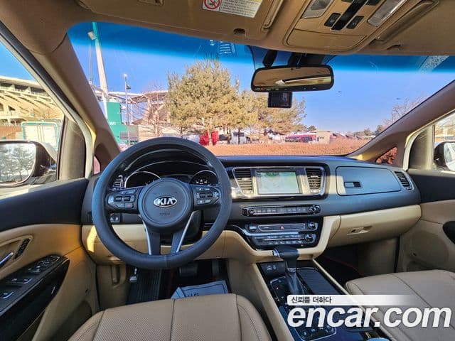 Kia All New Carnival Noblesse, 2017 8