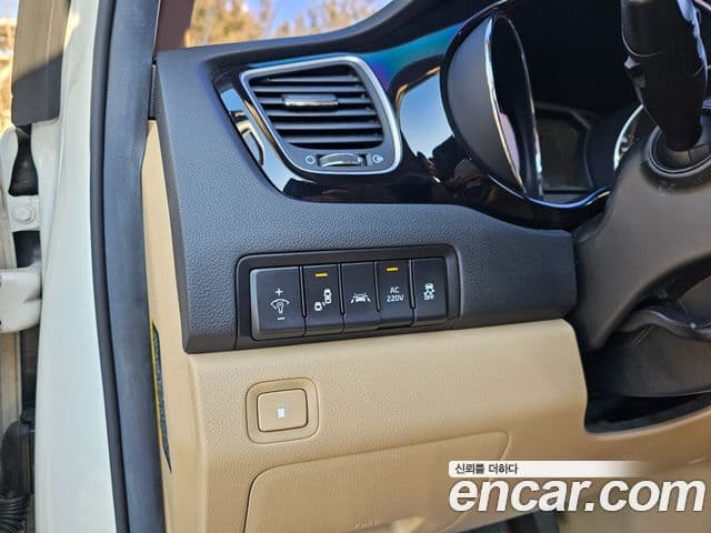 Kia All New Carnival Noblesse, 2017 13