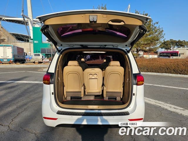 Kia All New Carnival Noblesse, 2017 18