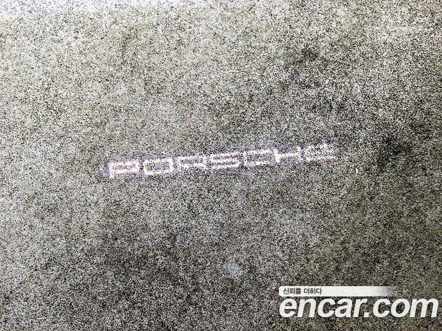 Porsche 타이칸 4S Cross Turismo, 2024 12