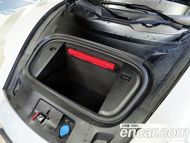 Porsche 타이칸 4S Cross Turismo, 2024 19