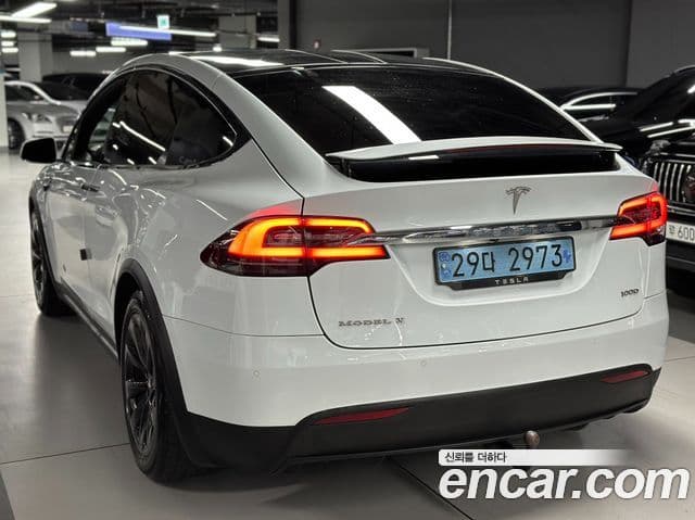 Tesla модель X, 2018 4