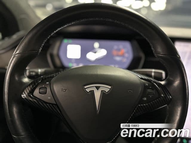 Tesla модель X, 2018 9