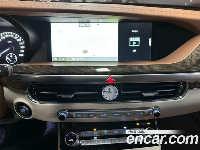 Genesis G90 Luxury, 2019 11