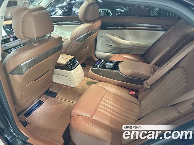 Genesis G90 Luxury, 2019 18