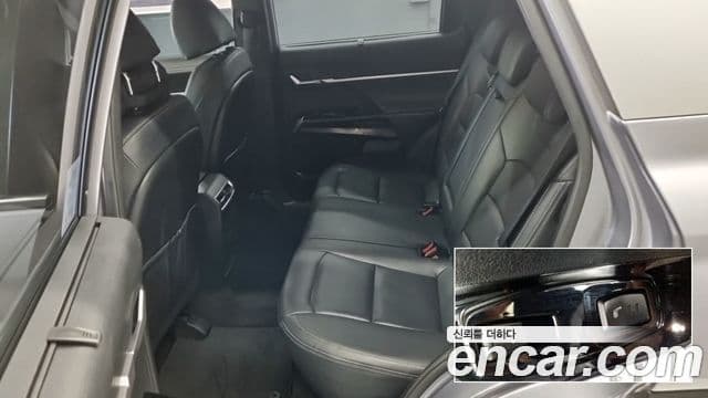 KG모빌리티(SsangYong) Torres T7, 2023 8