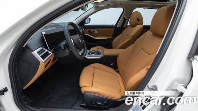 BMW 3시리즈 (G20) 320i Туринг (Touring), 2025 12