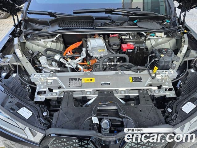 BMW iX xDrive50 Sport Special Edition, 2025 6