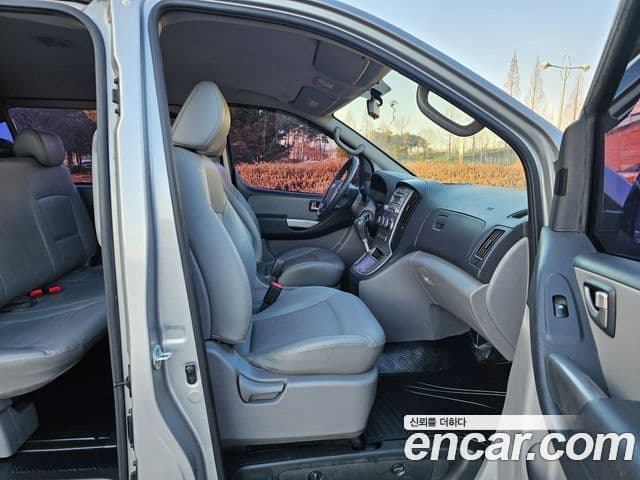 Hyundai Grand Starex CVX Luxury, 2015 14