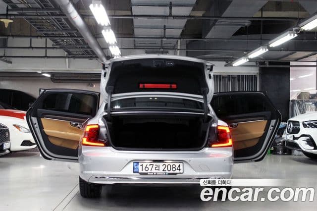 Volvo S90 B6 AWD Inscription, 2022 19