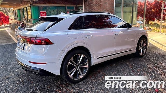Audi Q8 (4M) Premium, 2025 3