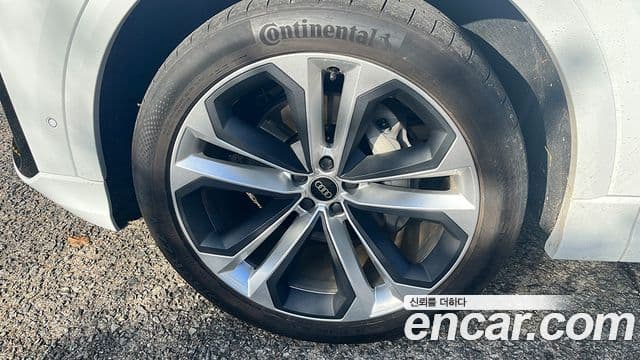 Audi Q8 (4M) Premium, 2025 19