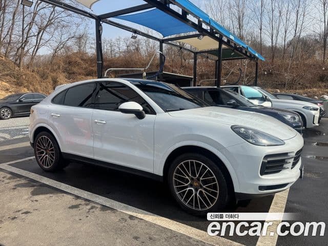 Porsche Cayenne (PO536) 3.0 купе, 2020 10