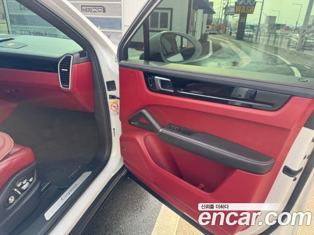 Porsche Cayenne (PO536) 3.0 купе, 2020 14