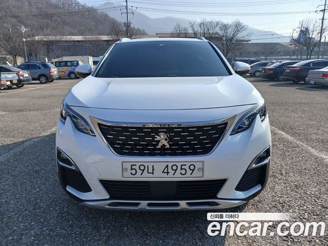 Peugeot 5008 2세대 1.6 BlueHDi Allure, 2019 1