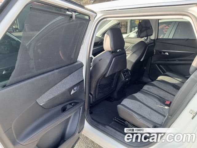 Peugeot 5008 2세대 1.6 BlueHDi Allure, 2019 11