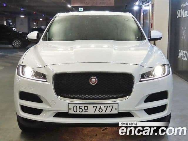 Jaguar F-PACE Prestige, 2017 2