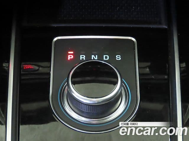 Jaguar F-PACE Prestige, 2017 12