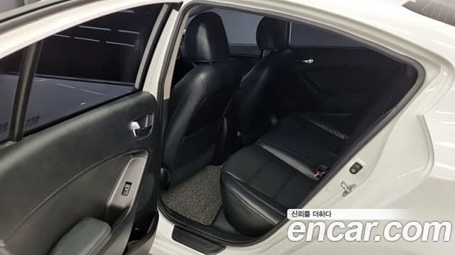 Kia K3 Trendy, 2013 7