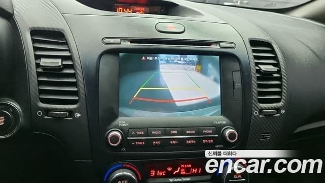 Kia K3 Trendy, 2013 10