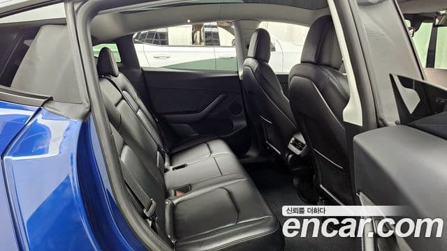 Tesla модель Y Long Range, 2022 13