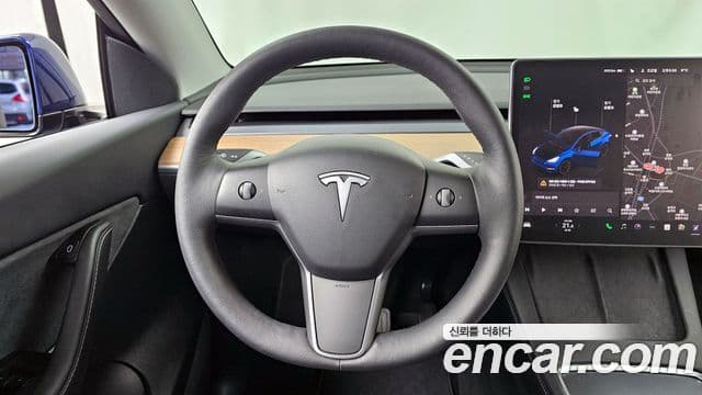 Tesla модель Y Long Range, 2022 14