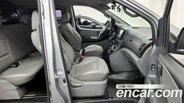 Hyundai The / новый New Grand Starex Modern, 2019 11