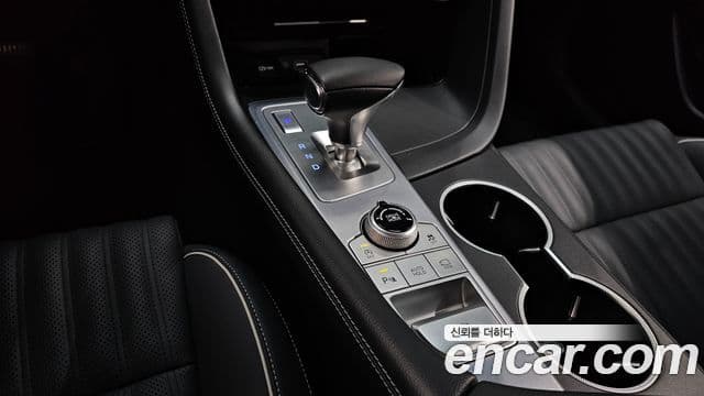 Genesis G70 Elite, 2019 9