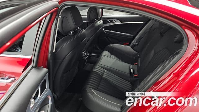 Genesis G70 Elite, 2019 12