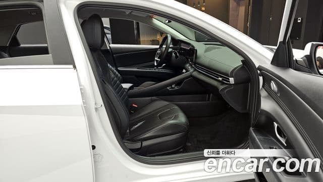 Hyundai Avante (CN7) Inspiration, 2021 11