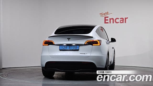 Tesla модель Y, 2023 4